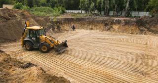 Разработка котлована Краснокаменск, цена от 313 руб./м3.